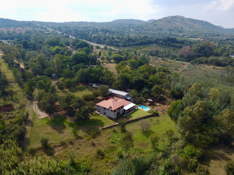 4 Bedroom Property for Sale in Rietfontein AH North West